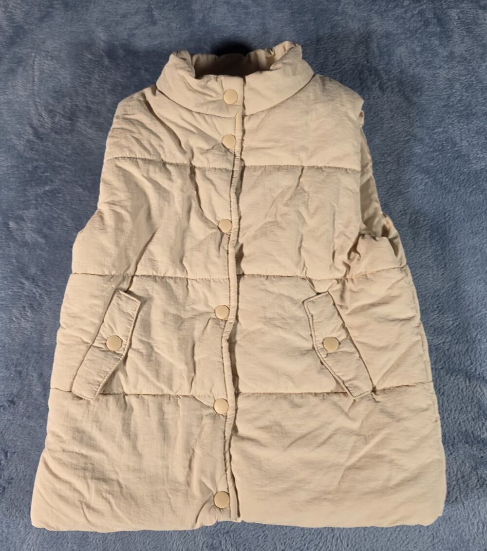 Jessica Simpson Girls Puffer Vest Size 5/6 Cream Beige Snap Front Pockets